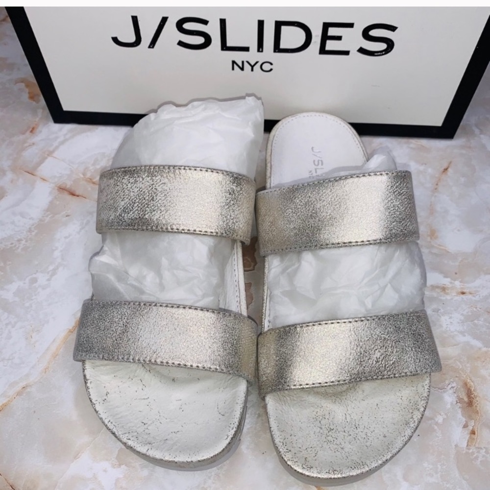NWT J/SLIDES EDIE SLIP ON METALLIC LOW FLAT SANDAL